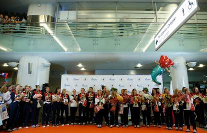 Dočekani poput heroja: Ruski olimpijci vratili su se u Moskvu