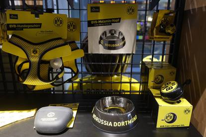 Dortmund: Borussia Dortmund Fan Shop u centru grada