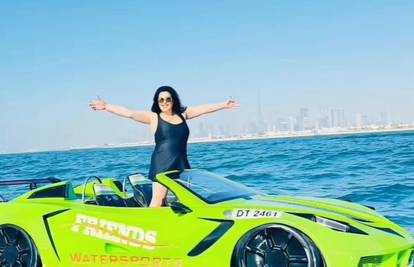 Dragana Mirković u Dubaiju juri 'autom' po vodi: Sa Sekom pila poseban 'zlatni' cappuccino...
