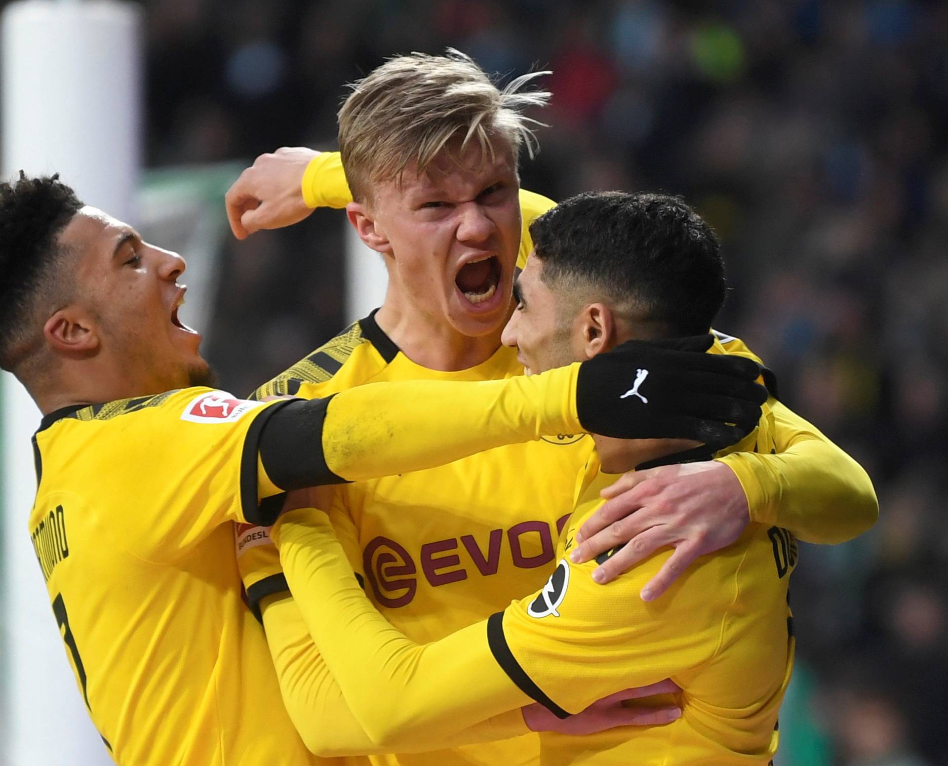 Bundesliga - Werder Bremen v Borussia Dortmund