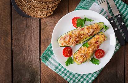 Fine tikvice s mljevenim mesom