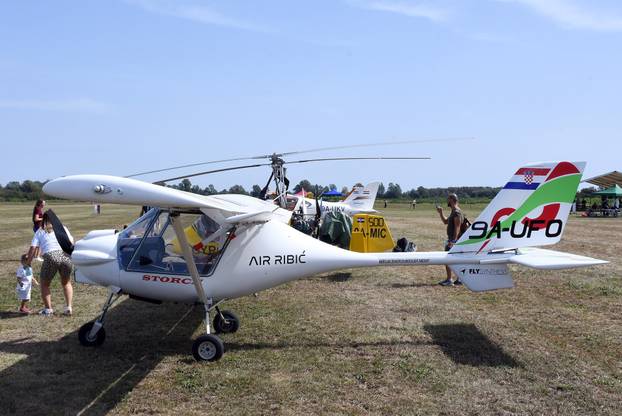 Aeromiting Sisak 2024. memorijalni aeromiting Marijan Celjak