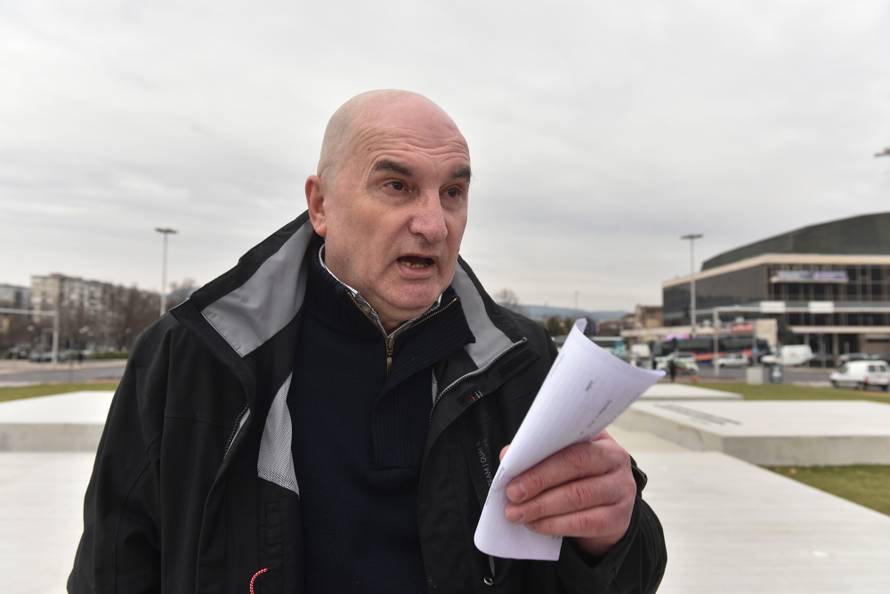 Zagreb: Policija doÄekala Zorana Ercega kod spomenika Franji TuÄmanu