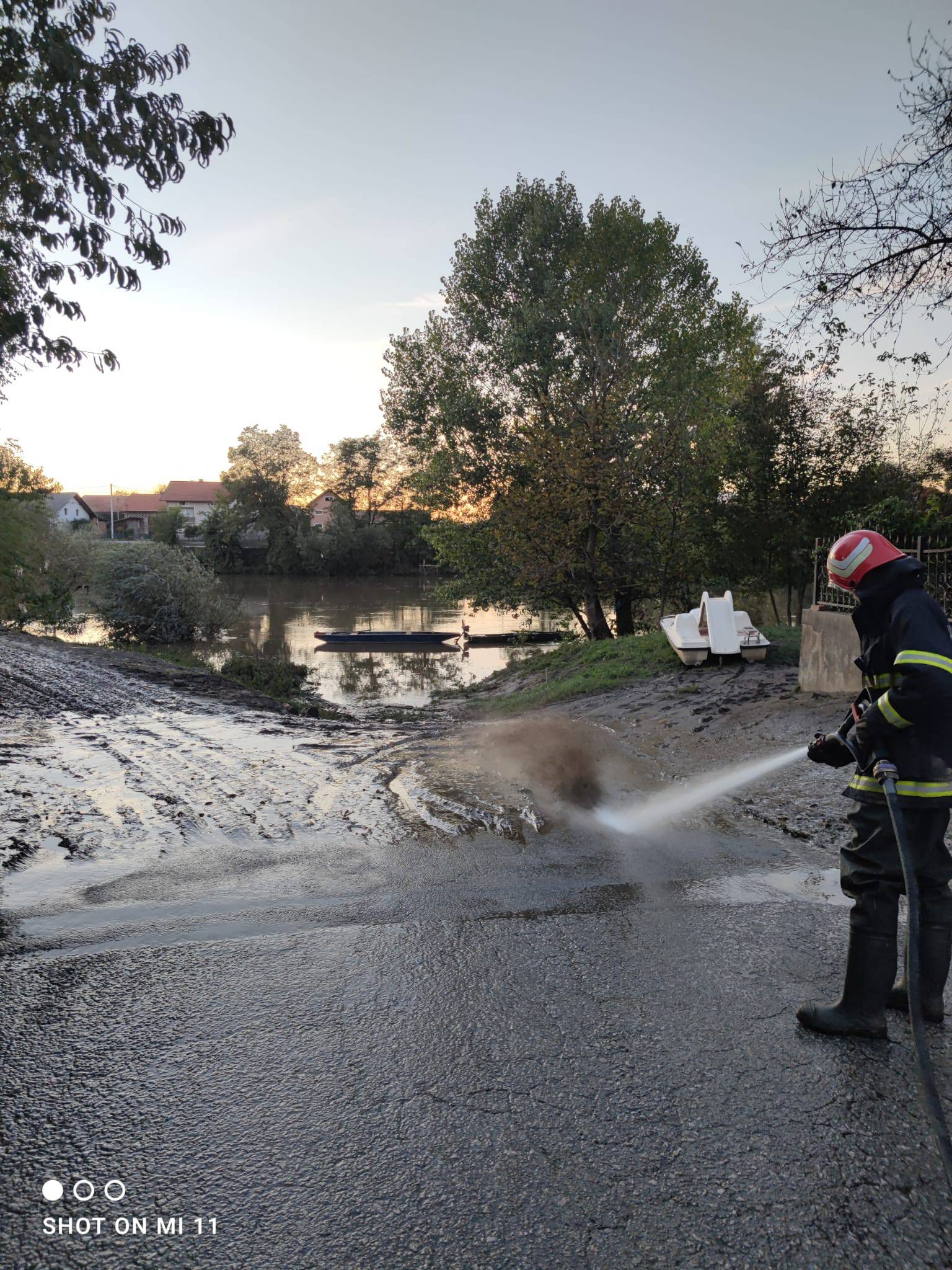 Situacija u Ozlju stabilna: Još se zbrajaju štete zbog nevremena