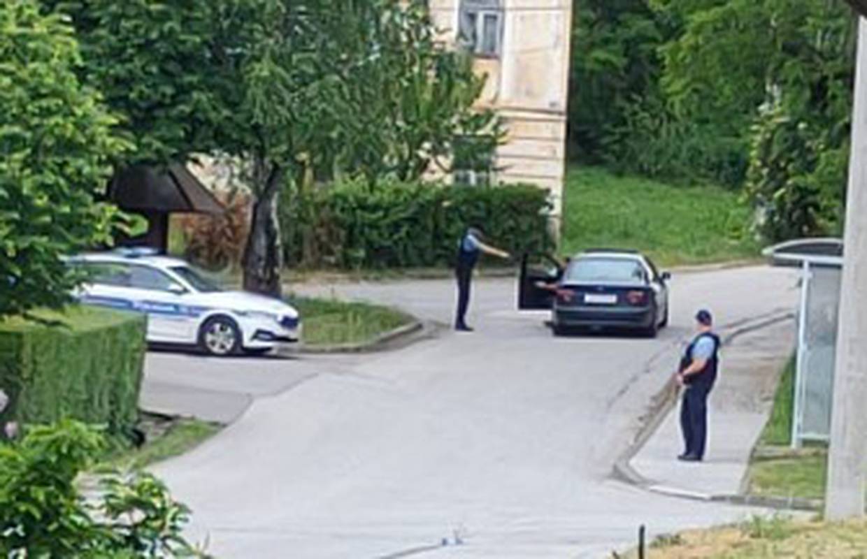 Policija blokirala Jastrebarsko zbog čudnog 'čovjeka s puškom'