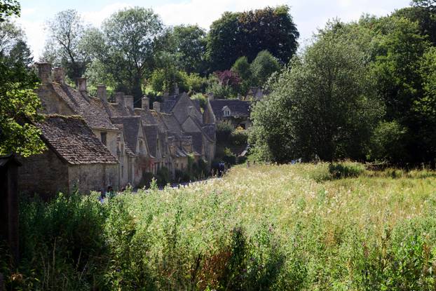 FOTO Ovo je najljepše selo na svijetu, a mještani tvrde: 'To je prokletstvo, a ne blagoslov'