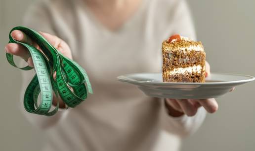 12 uobi&ccaron;ajenih gre&scaron;aka zbog kojih ne gubite kilograme - za koliko ste ih vi sami krivi?