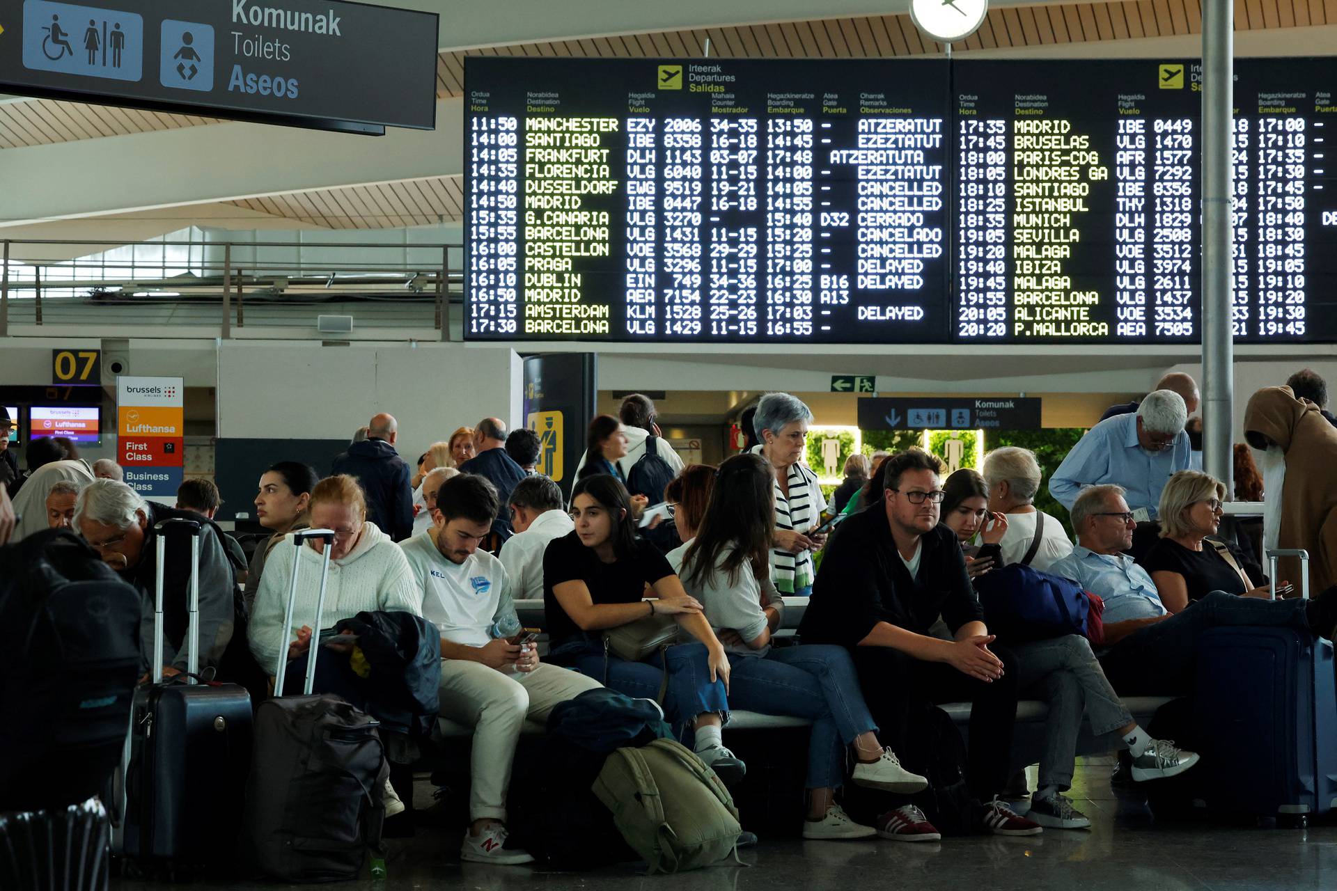 Flights affected by Storm Kirk at Bilbao Airport