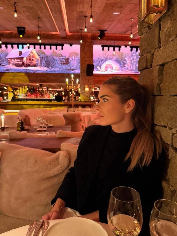 FOTO Obiteljska idila Zubčića: Sestra Tamara je podijelila emotivne trenutke sa svadbe