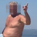 Akademik iz Mostara vrije&dstrok;ao Sarajlije u Makarskoj na pla&zcaron;i: '&Scaron;to ne idete u Tursku, balije?'