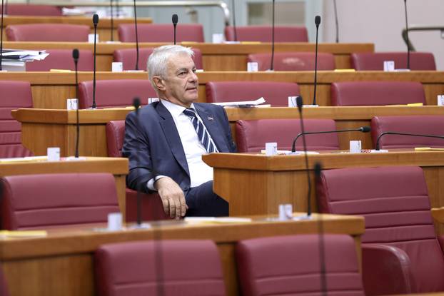 Zagreb: Nastavljena 18. sjednica Sabora