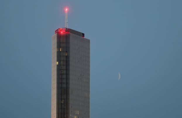 Djelomična pomrčina Mjeseca u Splitu