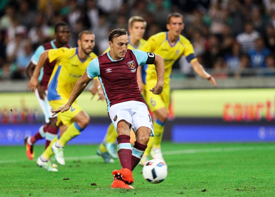 NK Domzale v West Ham United - UEFA Europa League Third Qualifying Round First Leg