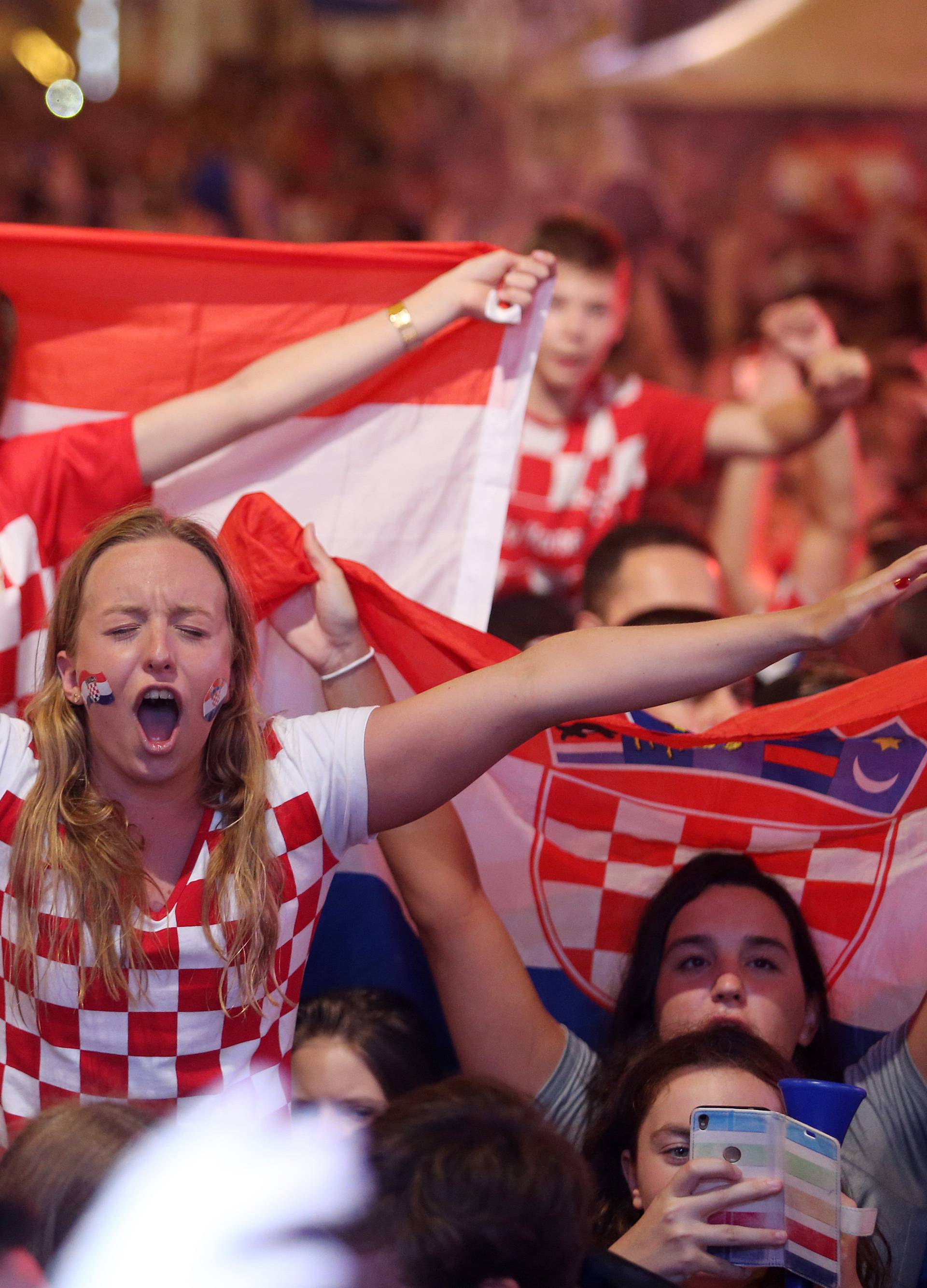 Idemo u finale! Ludnica na ulicama, cijela Hrvatska gori