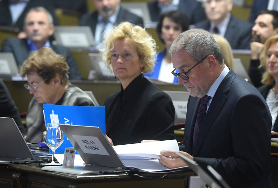 'Ako vam se ne sviđa Advent, možete se baciti u Savu...'