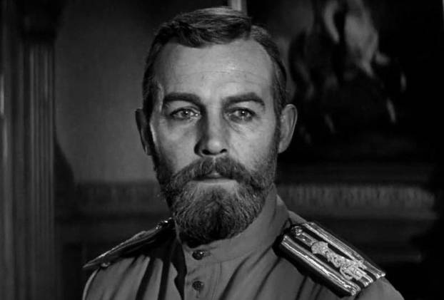 FOTO Ovo su glumački, pjevački i televizijski velikani koji su nas zauvijek napustili ove godine...