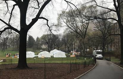 Stanje u NYC-u je loše: Usred Central Parka podiže se bolnica