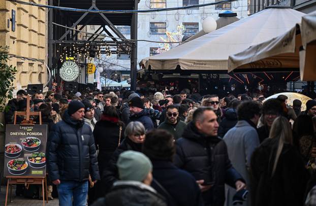 Popodnevna gužva u centru grada