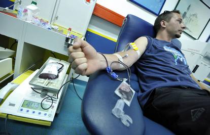 Stanje kritično: Nestašica krvi stopirala operacije u Slavoniji