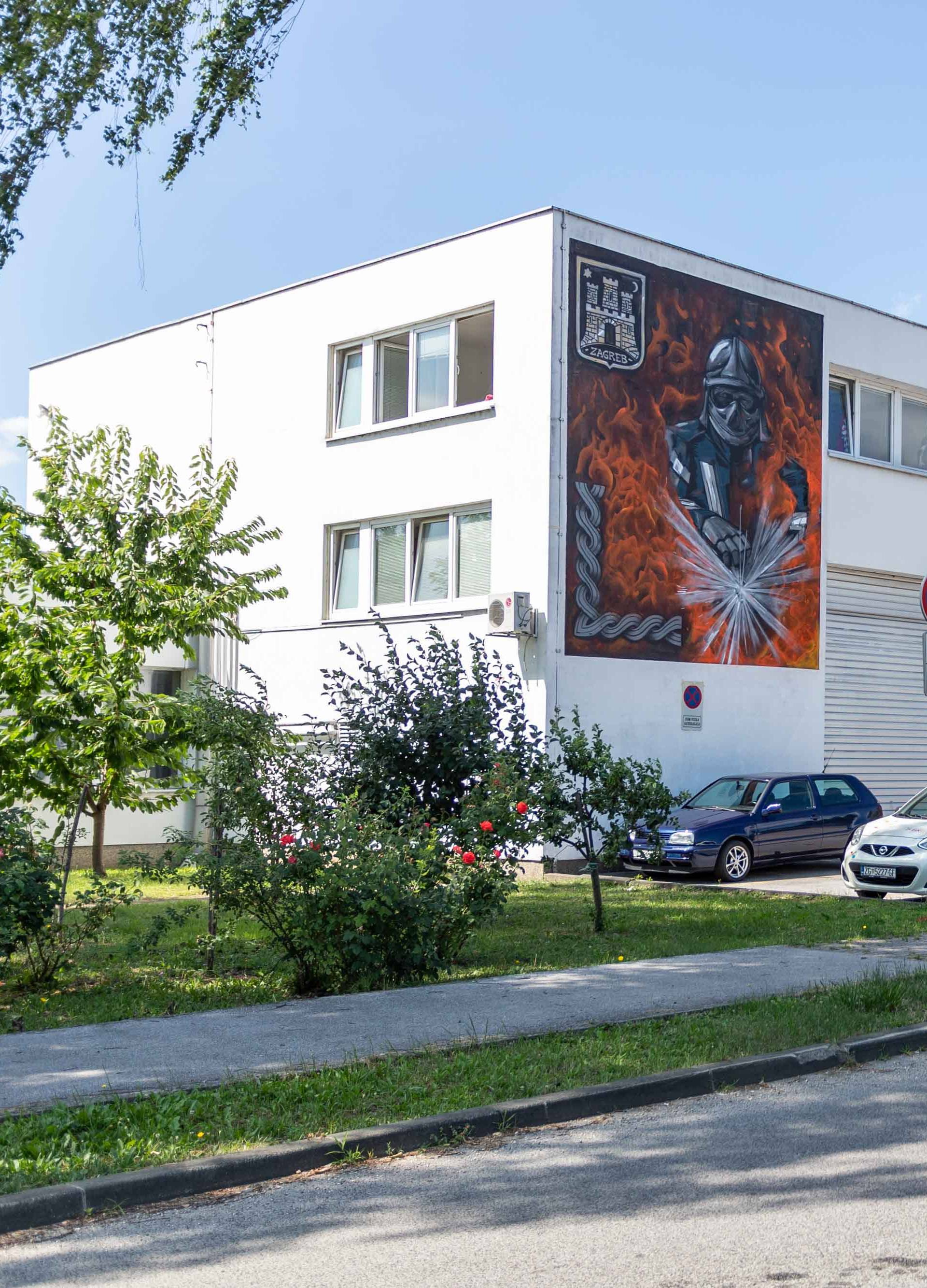 Nova atrakcija na zidu: Mural vatrogasca čuva Zagrepčane