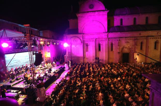 Šibenik: Prva večer 26. festivala Dalmatinske šansone 