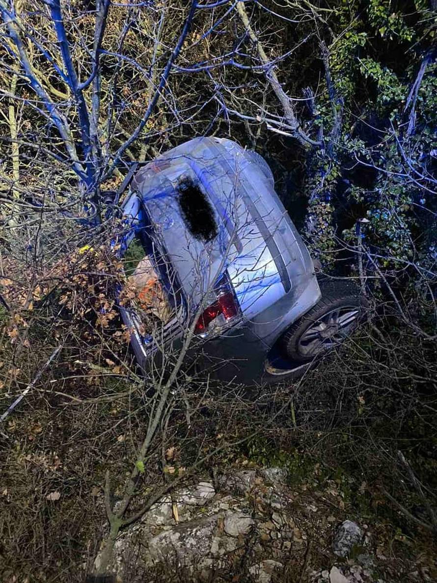 Autom izletio s ceste kraj Rovinja