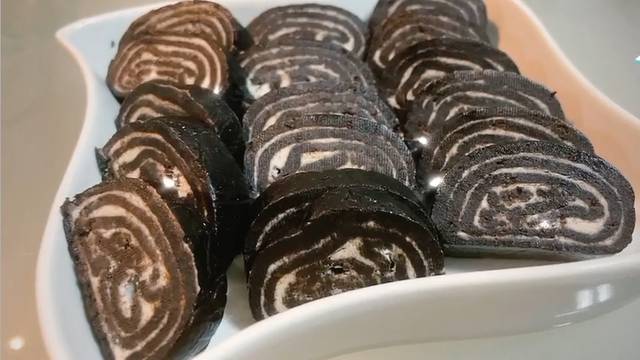 Isprobajte fine Oreo sushi rolice