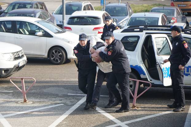 Banja Luka: Policija privela doktora zbog sumnje da je obljubio pacijenta