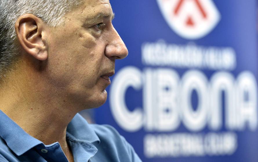 Aco poludio i podnio ostavku: Cibona prodala Antu Žižića!