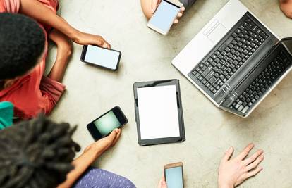 Danska će zabraniti društvene mreže mlađima od 15 godina!