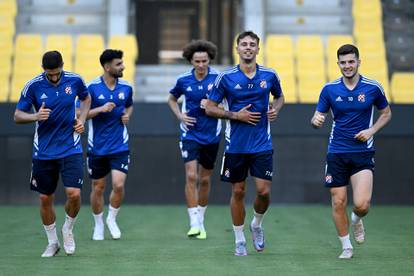 FOTO Dinamovci odradili zadnji trening prije ogleda s AEK-om