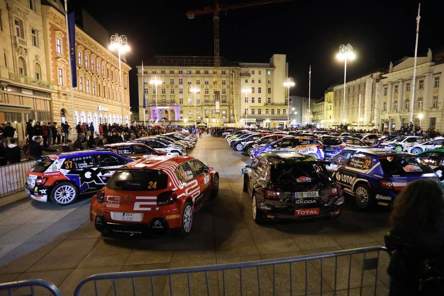WRC jurilice okupirale Trg bana Jelačića