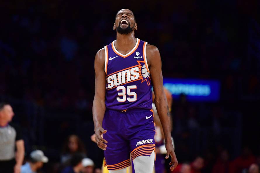 NBA: Phoenix Suns at Los Angeles Lakers