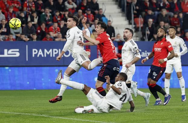LaLiga - Osasuna v Real Madrid