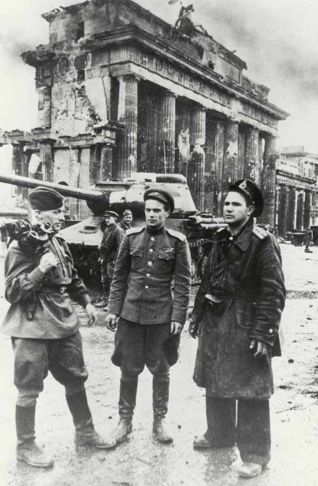 Sowj. Kriegsberichterstatter in Berlin