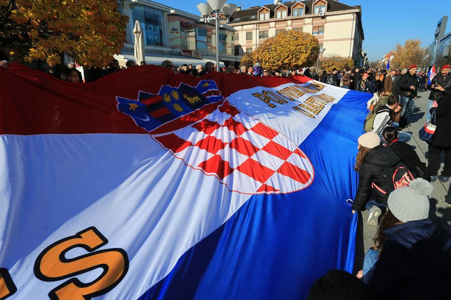 Hrvatska se danas u Vukovaru poklonila nevinim žrtvama
