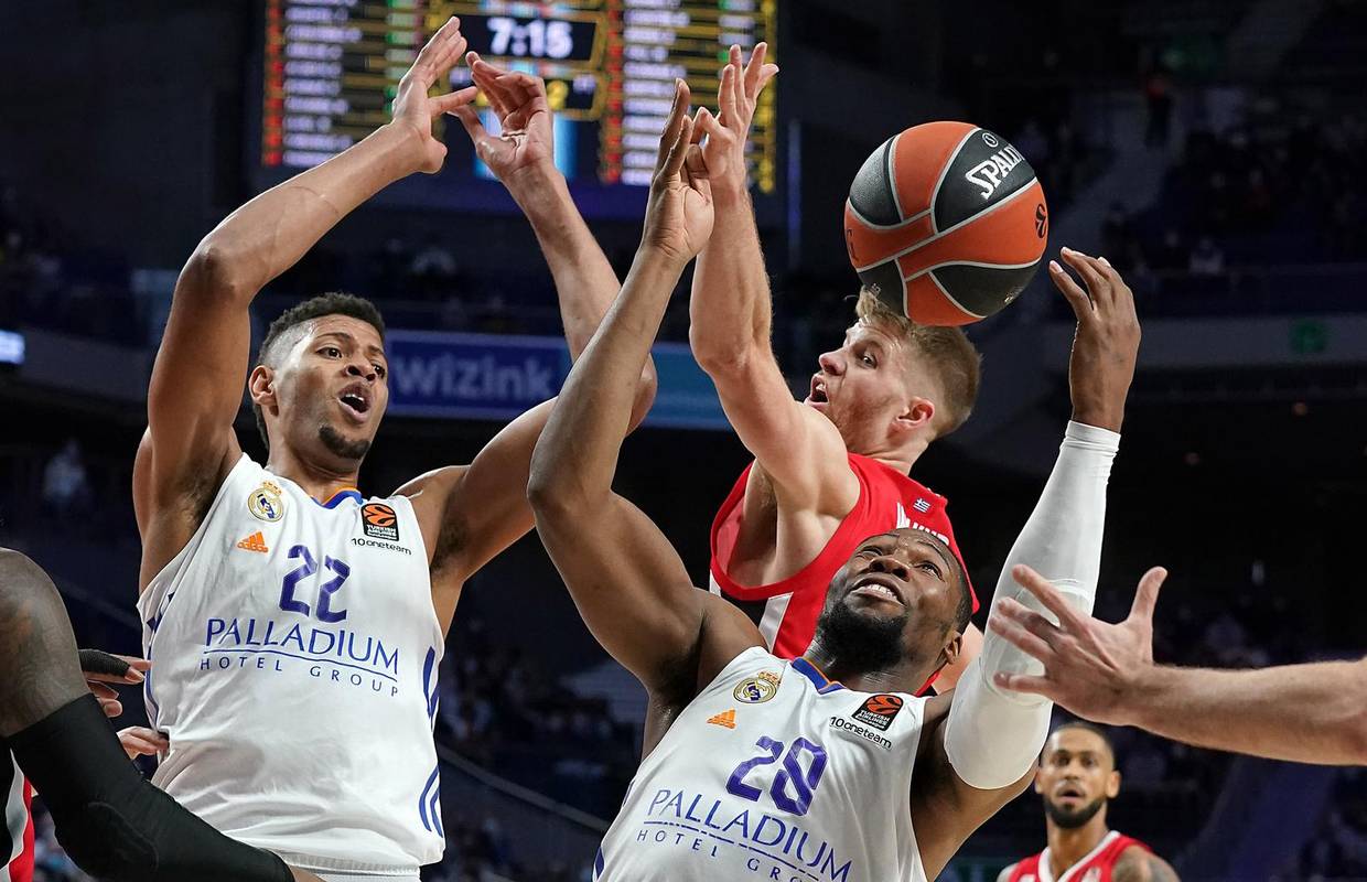 Fener dobio Real, 'kraljevi' u prvom dijelu zabili tek 17 poena