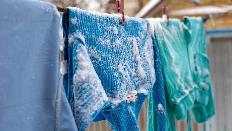 5 razloga zašto ne biste trebali sušiti svoju odjeću vani