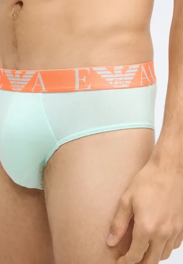 FOTO Pregledali smo ponudu za vas: Dečki, zavedite dragu seksi donjim rubljem za Valentinovo!