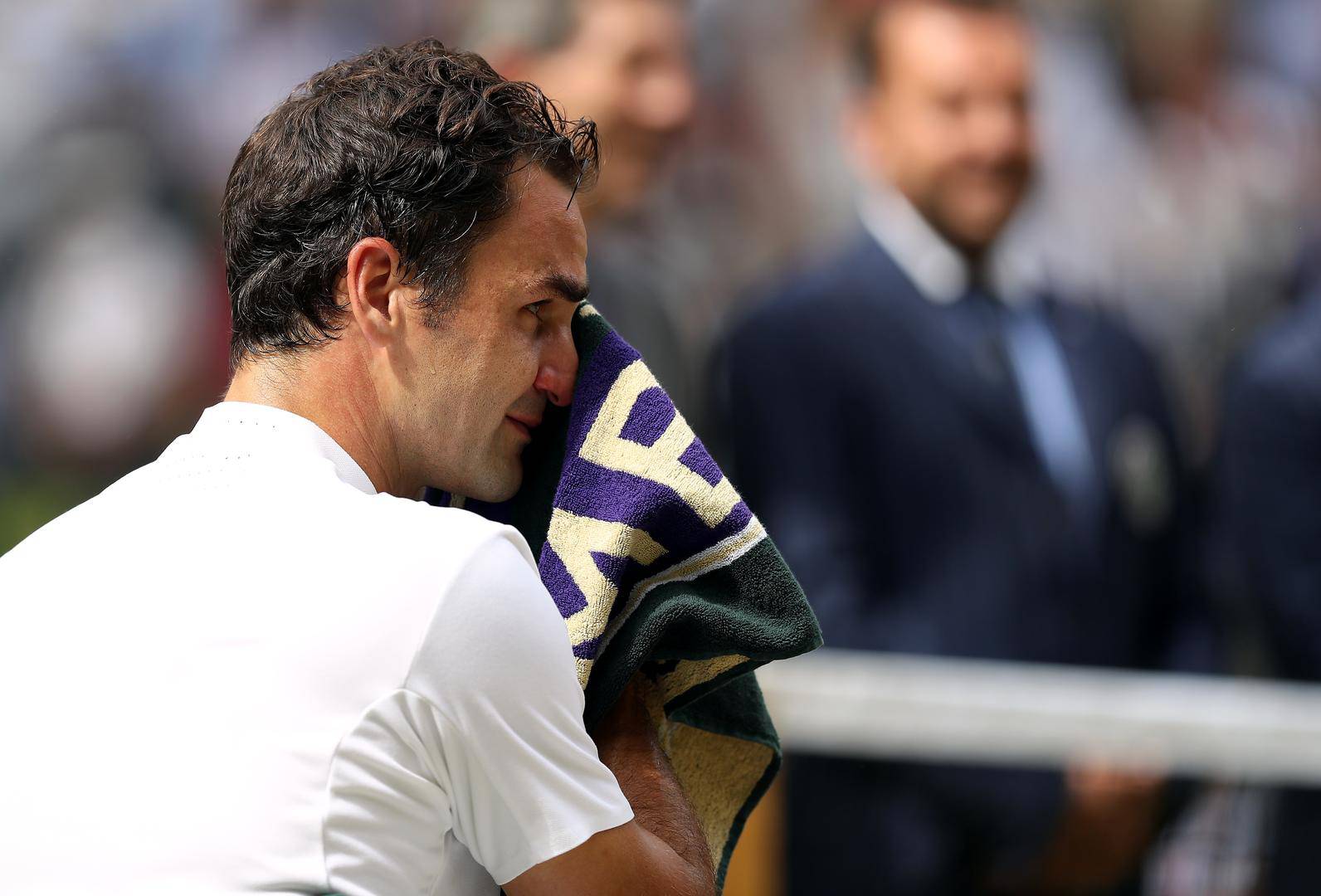 I najveći puste suzu: Federer se rasplakao pred kamerama...