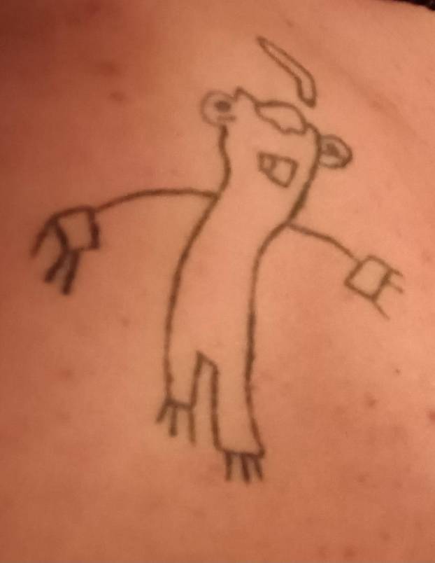 FOTO Ajme meni! Proplakali su kad su napravili ove tetovaže...