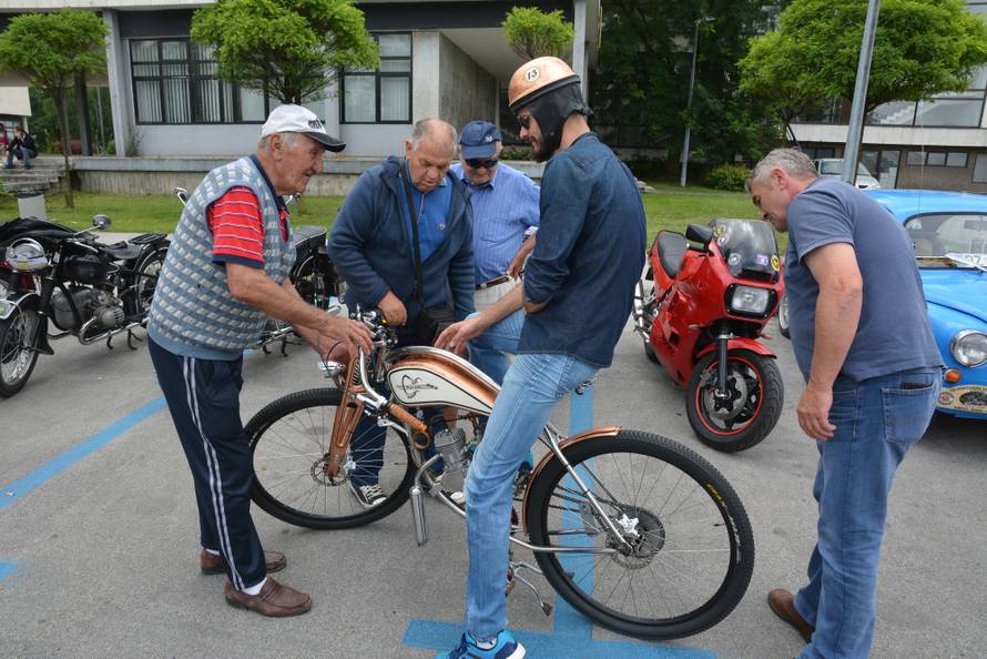 Ide u Njemačku: ‘Za prijatelja u Dortmundu obnovio sam Fiću’