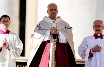 Vatikan katolike pozvao na monogamiju i poručio: Brak je ekskluzivan i neraskidiv