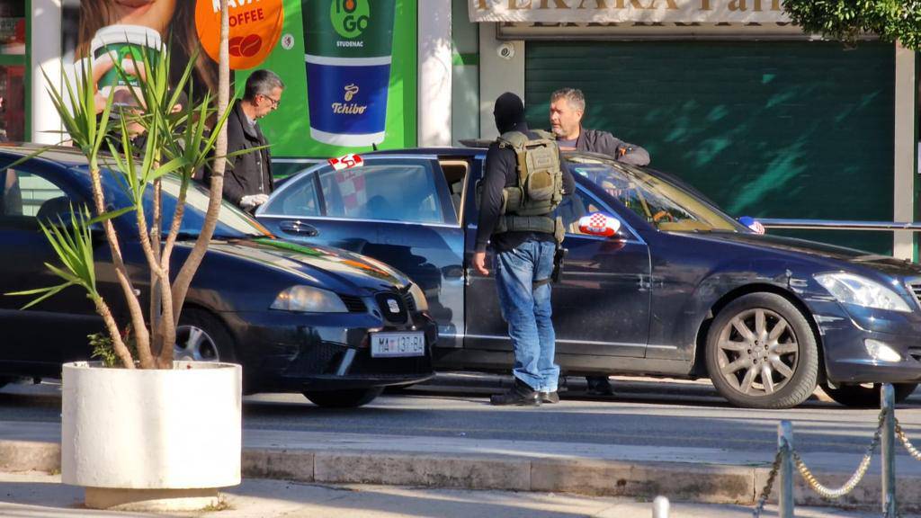Filmske scene u Makarskoj: Dvojica reketara upala u dobro osmišljenu policijsku klopku