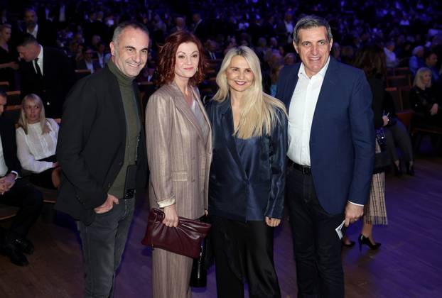 Zagreb: Brojni poznati na Božićnom gala koncertu Croatia osiguranja "Croatia povezana pjesmom" u KD Lisinski