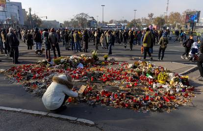 Novi prosvjed u Novom Sadu zbog tragedije na željezničkom kolodvoru:  'Očaj i bijes...'