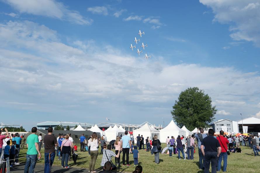 Aeromiting: Posjetitelji uživali u spektakularnom programu