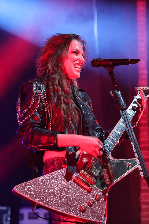 Zagreb: U Tvornici kulture održan je koncert rock grupe Halestorm