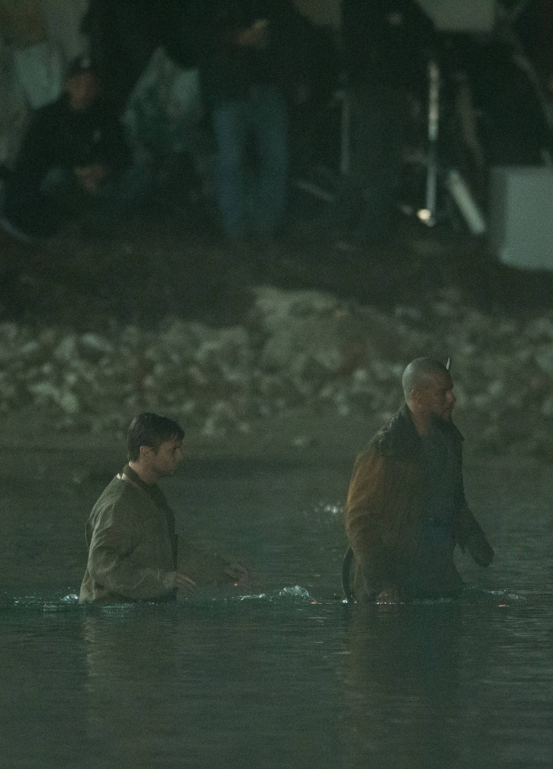 Jamie Foxx snima na suhom, a  dvojnik nije imao takvu sreću