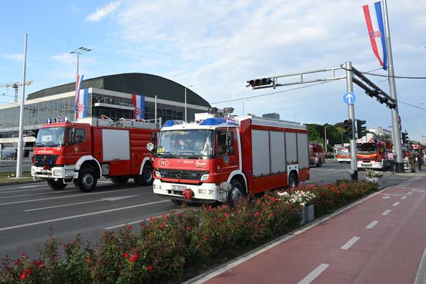 Zagreb: Svečani vojni mimohod u povodu 30 godina VRO Oluja